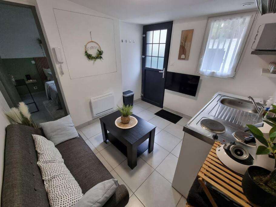 Agreable Logement / Netflix Saint-Pierre-des-Corps Exterior foto